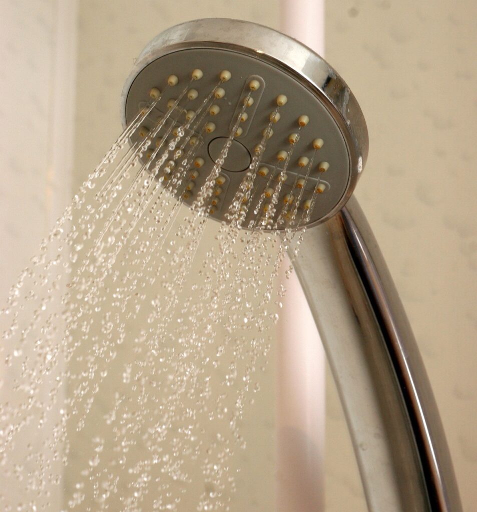Tout savoir sur le pommeau de douche : guide complet