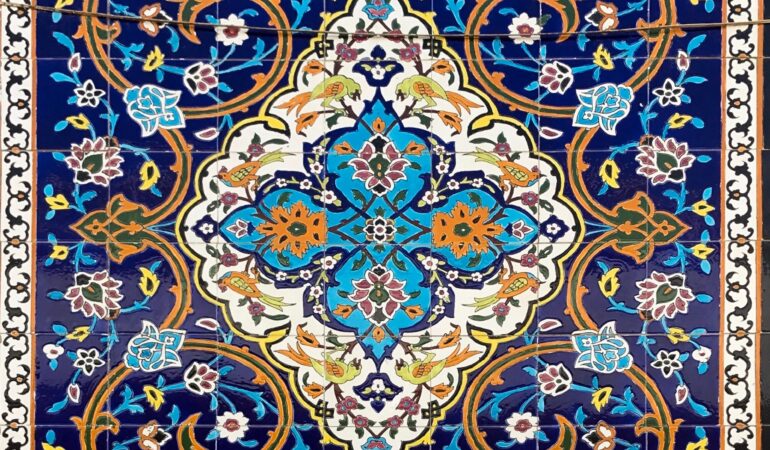 Du choix et des couleurs variés pour vos tapis de prière