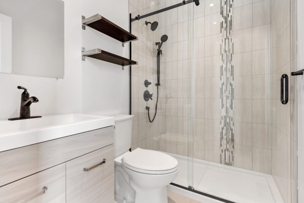 Tout savoir pour bien choisir sa douchette WC : Guide d’achat et comparatif